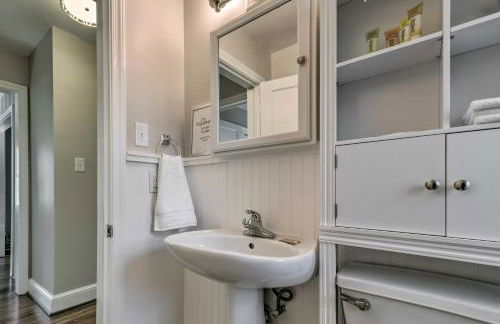 Mid-Century Modern Cottage in Ardmore Area! - Photo 19