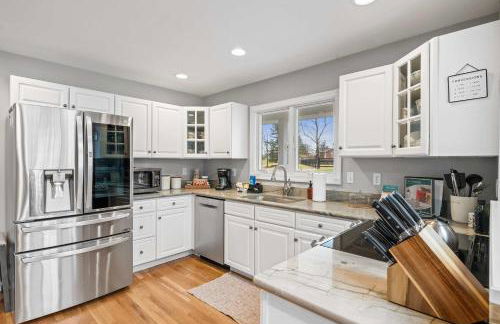 Country Home with Hot Tub Fire Pit for 10 Guests - Foto 20