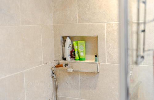 Luxury Holiday Gateway in a Popular Trendy hotspot - Foto 27