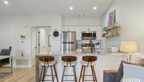 Close to Barton Springs and Zilker w King BR and Patio - Foto 4