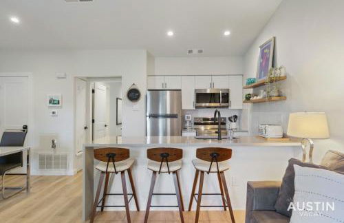 Close to Barton Springs and Zilker w King BR and Patio - Foto 4