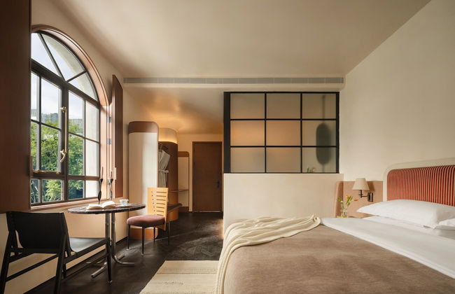 Golden Age Hotel - Photo 21