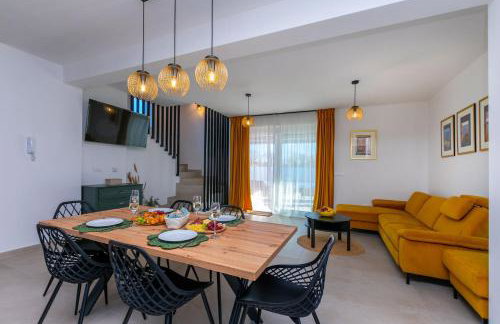 Modern Casa di Lucija with heated pool, near Airport, own parking - Foto 35