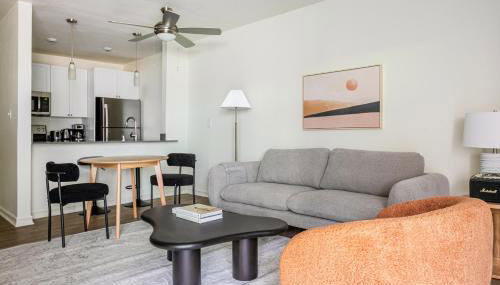 Blueground Pasadena pool nr Pasadena Park LAX-1391 - Photo 3, Other