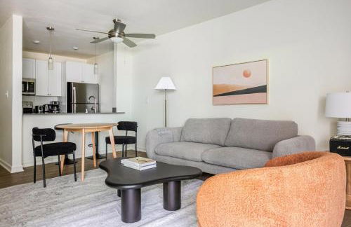 Blueground Pasadena pool nr Pasadena Park LAX-1391 - Photo 3