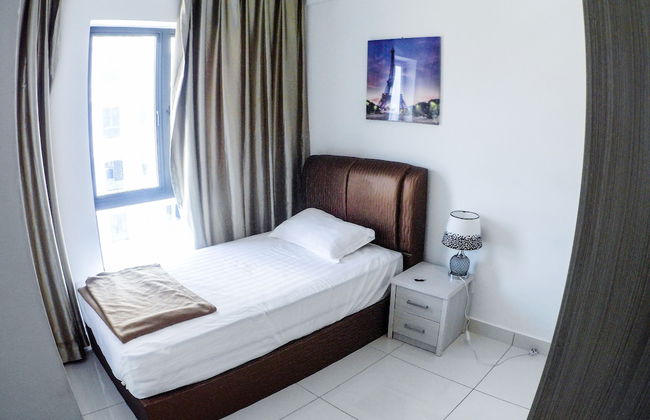 1Tebrau Premium Suites by 12stay - Photo 19