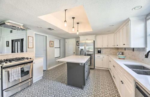 Pet-Friendly Lockhart Home with Private Yard - Foto 11