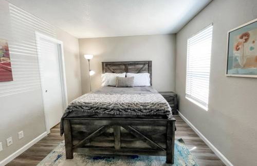 Perfect for Group with 2BR, 2BA and Pool - Foto 11