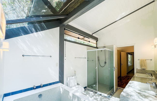 Casa térrea com piscina e cozinha de cinema | Granja Viana - Foto 27