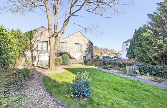 Secluded Brewery Apartment - Foto 32