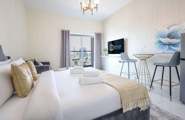 Elite LUX Holiday Homes - Sleek Urban Studio in Liwan Dubai - Foto 5