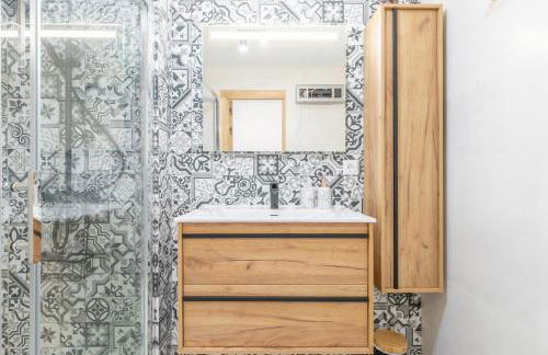 Sol y Sombra - Photo 14