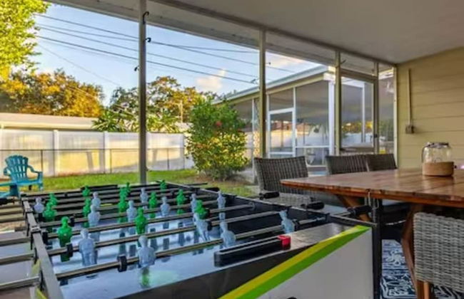 11350 Central Oasis 4BR Pool Home - Photo 32