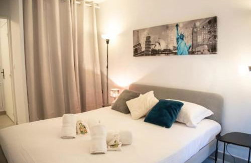 2pieces appartement avec jardin piscine et tennis à Cannes La Bocca - Foto 2