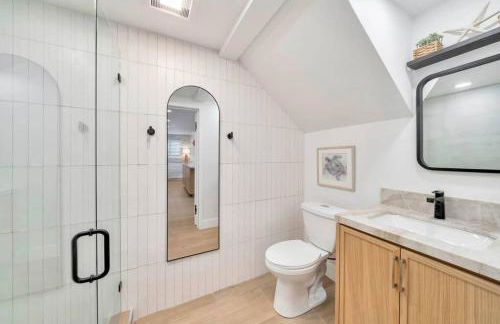 Walk To The Waves Newport Beach House - Foto 15