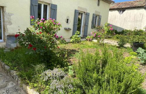 Villa spacieuse à Prailles-La Couarde avec piscine privée 100 m² ! - Foto 34