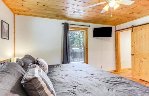 McCaysville Cabin Fire Pit, BBQ and More! - Foto 12