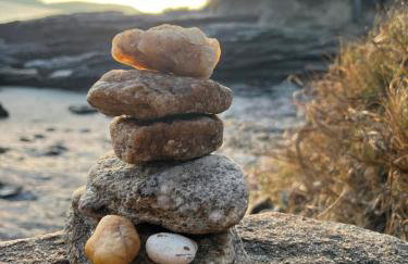 Búzios Praia da Ferradura Linda casa dentro de Condomínio com toda infraestrutura - água e luz inclusos na tarifa - Foto 76