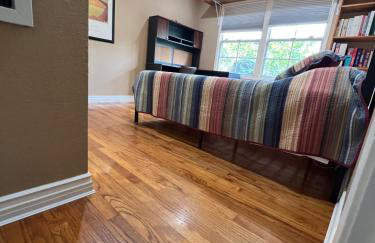 Lakewood beautiful 2 bedrooms with huge backyard - Photo 9