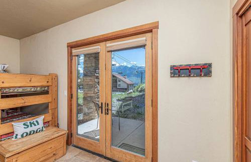 HotTub-Elkpoint-True Ski In Ski Out Family &Pet Friendly - Photo 39