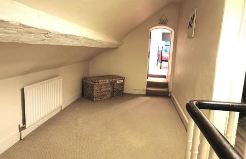 Spacious 3 Bedroom Apartment in Hillsborough, NI - Foto 19