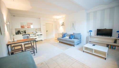 Kingsize Bett, Nahe Stadt und Alster, Ruhig - Foto 5