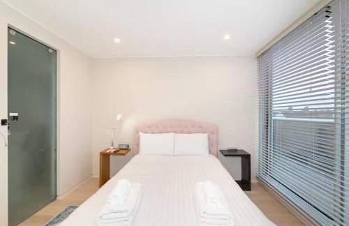 Modern Smart Home with Garden close to Richmond - Pass the Keys - Foto 32