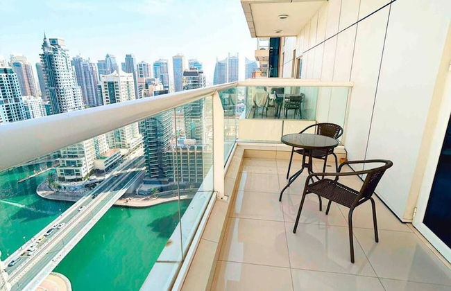 Lux High Rise Marina Apartment - Foto 9