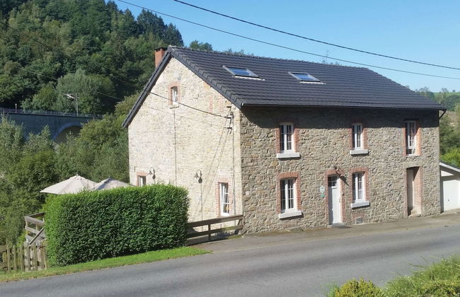 Cozy Holiday Home in Stoumont with Sauna & Hot Tub - Photo 1