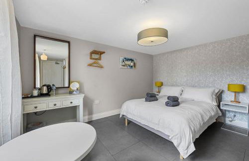 The Hare's Field, Wethersfield - Foto 16