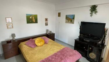 Village Mountain and Sea Horizon - Foto 5