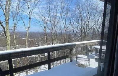 Stylish Townhouse Steps to Ski Mtn & Waterpark - Foto 3