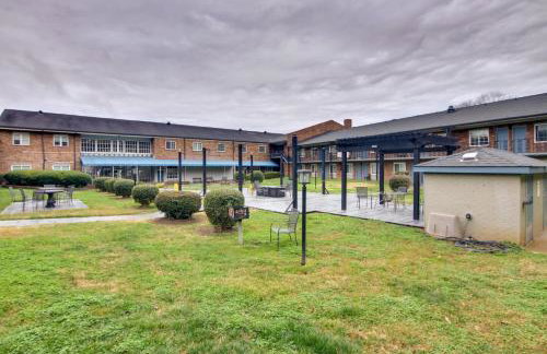 Charlotte Gem with Gym Near Hospitals and Park Expo - Foto 2