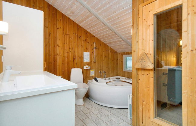 8 Person Holiday Home in Melby-by Traum - Foto 13