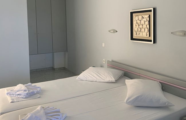 Ermis Suites - Photo 9