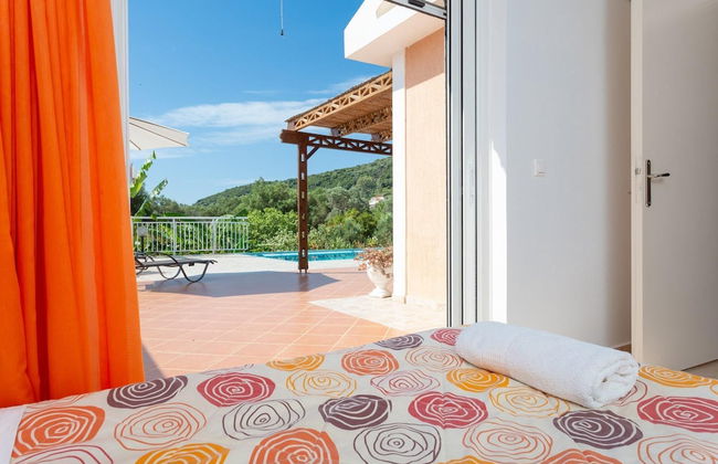 Villa Peach Large Private Pool Walk to Beach Sea Views A C Wifi Car Not Required - 2181 - Foto 19