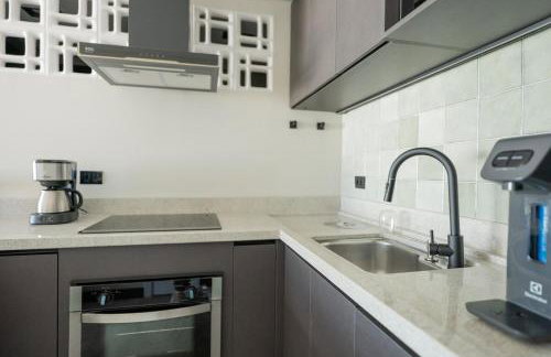 Studio moderno e completo com ótima localização - Foto 10