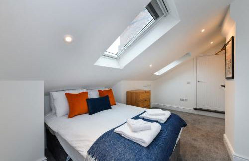 Stylish Two-Bed Home Near Nature & Transport Links - Foto 2