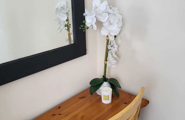 Charming 1-bed Apartment in Barefield - Photo 13