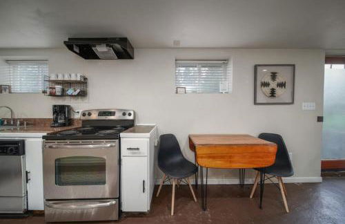 #StayinMyDistrict Pendelton Place Walk to Mt Tabor - Photo 28