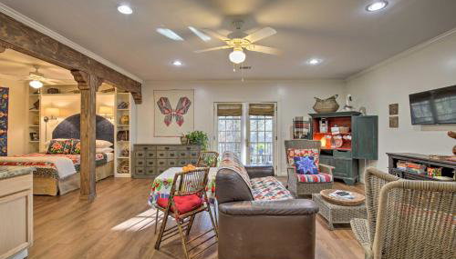 Cozy and Quiet Studio with Porch, Near Scenic Railway! - Foto 4