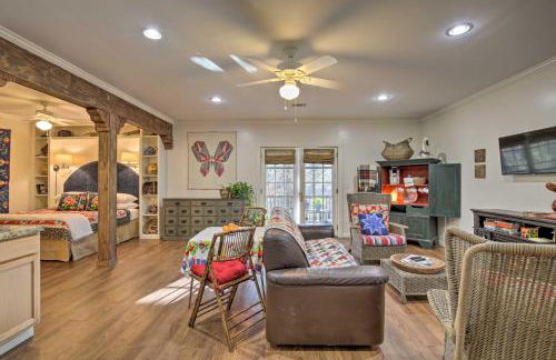 Cozy and Quiet Studio with Porch, Near Scenic Railway! - Foto 4