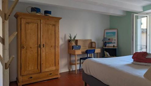 Charming & medieval village house completely renovated with great exterior and views - Foto 4