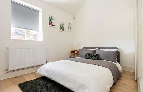 2BD Mews House in East London, walking distance to High Street and Tube - Foto 9