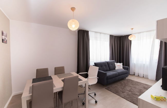 Thomas Apartments - Photo 23