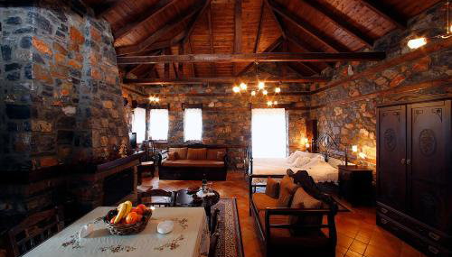 Nemesis Suites - Photo 4