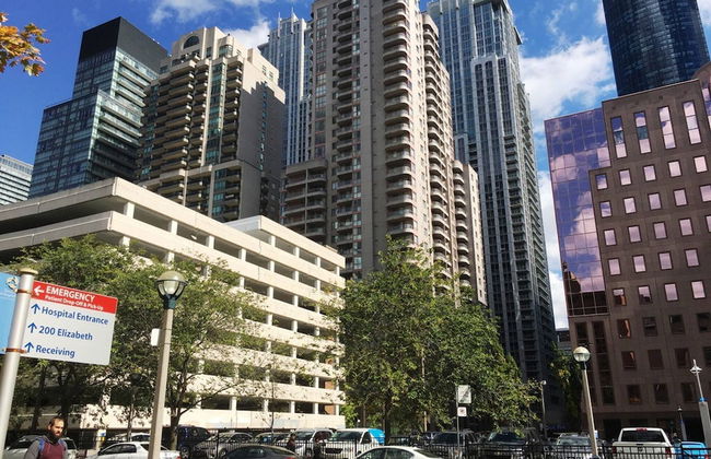 Spacious Furnished Apartment Sleeps 4, 2 Tvs, Walkout Balcony, Parking Available - Foto 22