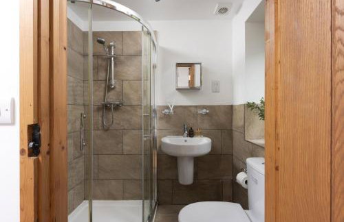 Hot Tub Bungalow - Close to Portreath - Free WiFi - Free Parking - Pet Friendly - Foto 17