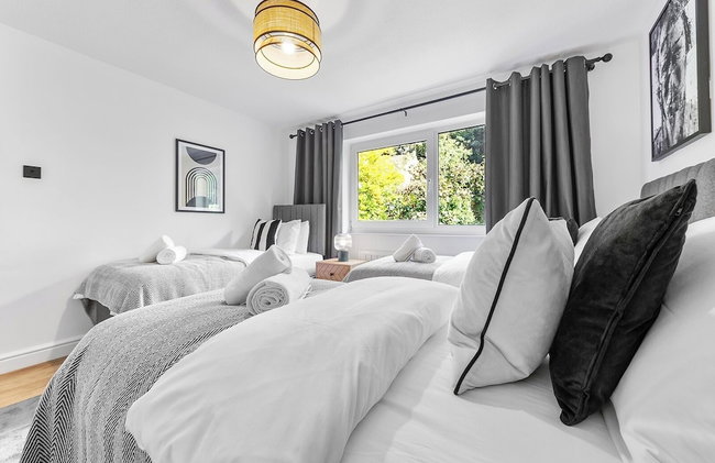 2BR Flat, Free Parking, Close to Airport & Centre - Foto 11