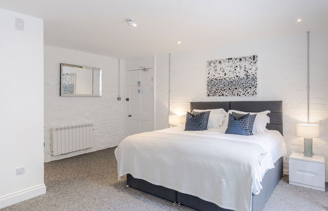 4 Berkeley Sq - YourApartment - Foto 2